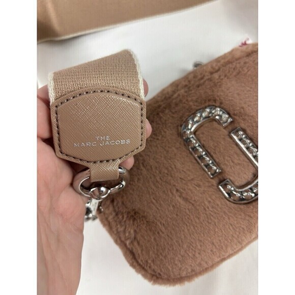 NWT Marc Jacobs The Snapshot Camera Fluffy Rose Faux Fur Crossbody Shoulder Bag - Picture 12 of 16